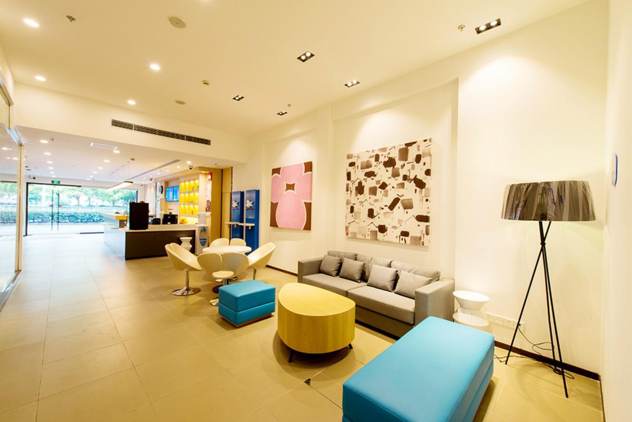 Hanting Hotel Nanjing Wutang Square Exterior photo